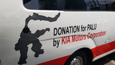 KIA Motor Serahan Bantuan Ambulan Pasca Likuefaksi Palu