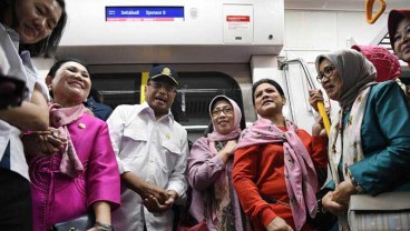 Saat Jam Sibuk, MRT Jakarta Sediakan Gerbong Khusus Perempuan