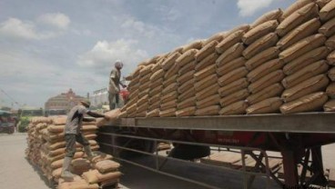 AKSI EMITEN 19 MARET: Laju Penjualan Emiten Semen Melandai, Divestasi Dongkrak Laba AKRA