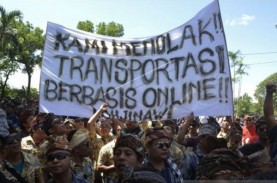 Bentrok Taksi Online vs Konvensional di Ngurah Rai,…