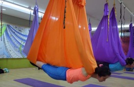 Mencoba Power Swing dengan Sensasi Berbeda di Kelas Aerial Hammock Grand Candi