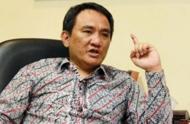 Andi Arief: Silatnas Pemdes Mirip Modus Orde Baru Jelang Pemilu