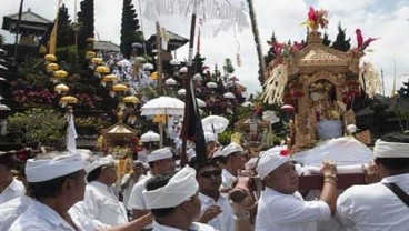 Masyarakat Bali Diimbau Tidak Titipkan Jenazah di RS selama Upacara Adat