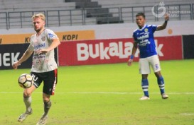 Melvin Platje Pakai Nomor Tujuh di Bali United