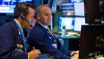 Indeks Finansial Rebound, Wall Street Menghijau 