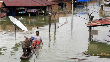 Akibat Banjir Bandang, Warga Jayapura Krisis Air Bersih