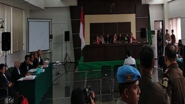 Remaja Korban Bahar bin Smith Diperiksa Tertutup, Ruang Sidang Ricuh