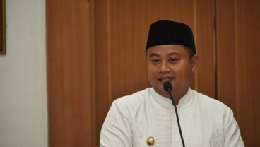 Mahasiswa Desak Wagub Jabar Hadiri Sidang Dugaan Korupsi Tasikmalaya