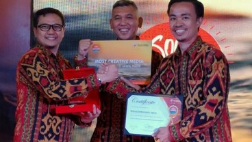 Bisnis.com Raih Penghargaan Most Publication & Most Creative Media dari Telkomsel