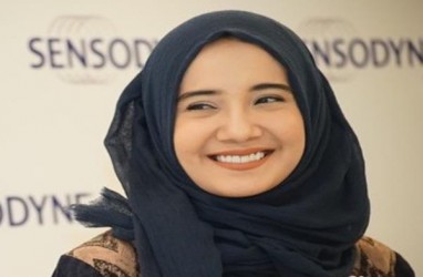 Zaskia Sungkar Ramaikan Aceh Islamic Fashion Festival 2019