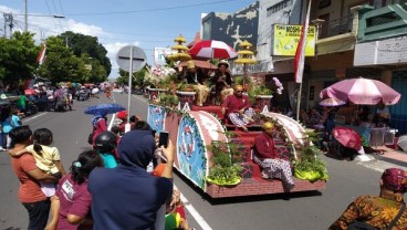 Pawai Budaya Kota Blitar Serukan Harmoni dalam Kebhinekaan