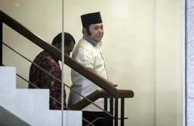 Suap Proyek Dinas PUPR, Zainudin Hasan Dituntut 15 Tahun Penjara
