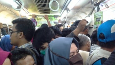 Alami Gangguan, Commuter Line Bekasi Hanya Sampai Cakung