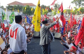 Puluhan Ribu Pendukung Sambut Ma'ruf Amin di Lombok Timur