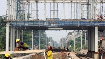 Masih Gangguan, Penumpang KRL Bekasi Disarankan Pakai Transportasi Lain