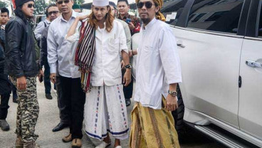 Bahar bin Smith Minta Pindah dari Tahanan Polda Jabar ke Rutan