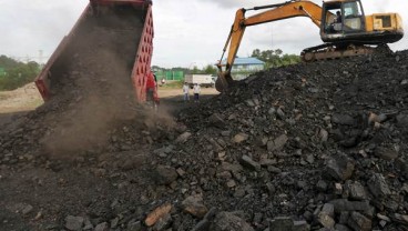 Minyak Dibayangi Prospek Ekonomi Global, Harga Batu Bara Naik