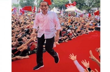 Jokowi : Jangankan Hujan Air, Hujan Cemoohan pun Kita Hadapi