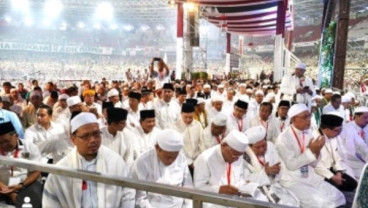 Kampanye Akbar Prabowo - Sandi : Dari Salat Subuh Berjamaah hingga Kumandang Indonesia Raya