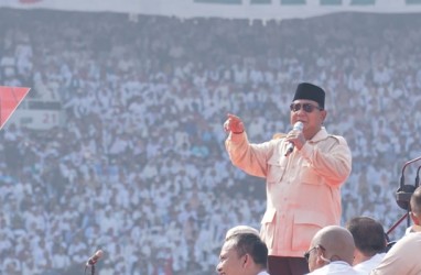 Halo-Halo Bandung Iringi Kedatangan Prabowo ke Panggung Kampanye Akbar di GBK