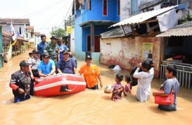 Ridwal Kamil Berjanji Rutin Pantau Penanganan Banjir Dayeuhkolot