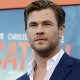 Bintang 'Thor' Chris Hemsworth Incar Peran James Bond