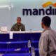 KABAR PASAR 10 APRIL: Bank Mandiri Menuju Puncak, Belanja Bisa Tembus Rp10,3 Triliun