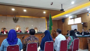 Sidang Kasus Meikarta : Terdakwa Sebut Ponakan Theo Sambuaga Atur Pertemuan dengan Pejabat