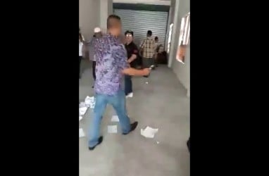 Ini Video Penggrebekan Surat Suara sudah Tercoblos untuk Paslon 01 di Malaysia