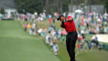 Tiger Woods Terus Bangkit di Golf Masters