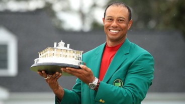 Tiger Woods Buktikan Kebangkitan, Juara Golf Masters