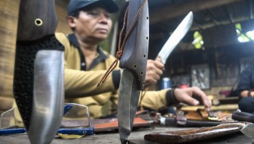 Modus Baru Pembalakan Liar Sonokeling di Ruang Milik Jalan