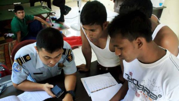 Imigrasi Gorontalo Periksa Lima Tenaga Kerja Asal China