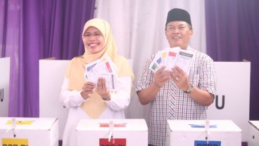 Pemilu 2019 : Nyoblos Bareng Istri, Wali Kota Oded Harap Lahir Pemimpin Berkualitas