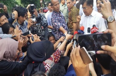 Pilpres 2019, Keluarga Besar Jusuf Kalla Pakai Kemeja Putih ke TPS