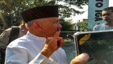 Amien Rais Lebih dari 10 Menit di Kotak Suara