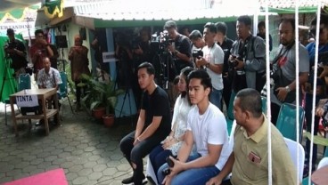 Saat Anak Jokowi : Gibran, Selvi & Kaesang Nyoblos 