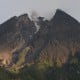 Gunung Merapi di Yogyakarta Luncurkan Lava Pijar