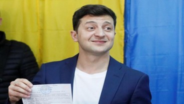 Pelawak Tanpa Pengalaman Politik Menangkan Pilpres Ukraina