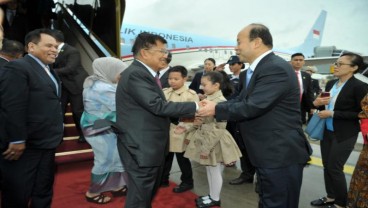 Laporan dari Beijing : Hadiri KTT OBOR, Wapres Jusuf Kalla Tiba di China