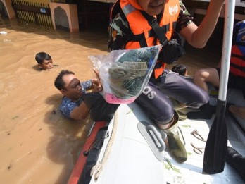 Luapan Air Cisadane Banjiri Empat Kecamatan Di Kota Tangerang