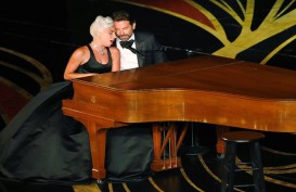 Aktor Bradley Cooper Ingin Hidupkan Film A Star is Born Bersama Lady Gaga