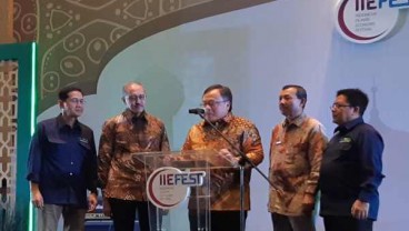 Gaet Milenial, KNKS Gelar Festival Ekonomi Syariah di Bandung