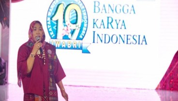 Aktris Jenny Rachman Resmikan Pameran Bazar Produk Hasil UMKM