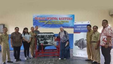 Astra UD Trucks Sumbang Mesin Quester Pada Siswa SMK