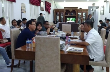 Ahok Bersama Caleg PDI Perjuangan Sambangi Rumah Dinas Ketua DPRD DKI