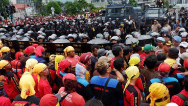 Wagub Sulut Mengajak Buruh Kurangi Sikap Apatisme