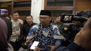 Ridwan Kamil Prihatin Hari Buruh di Bandung Diwarnai Ricuh