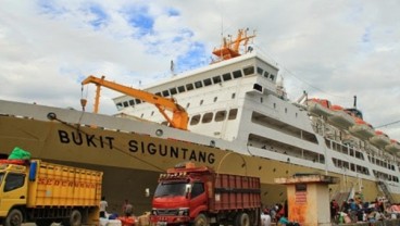 Arus Penumpang Pelni di Baubau Meningkat