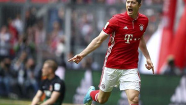 22 Gol, Robert Lewandowski Top Skor Bundesliga